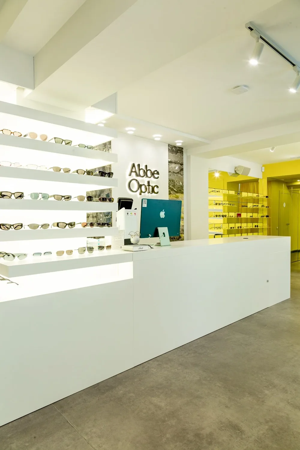 Abbe Optic — Оптика та перевірка зору