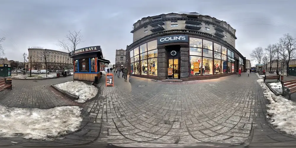COLIN'S