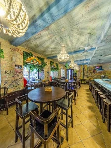 EscoBar. Cuban restaurante y Escondido bar