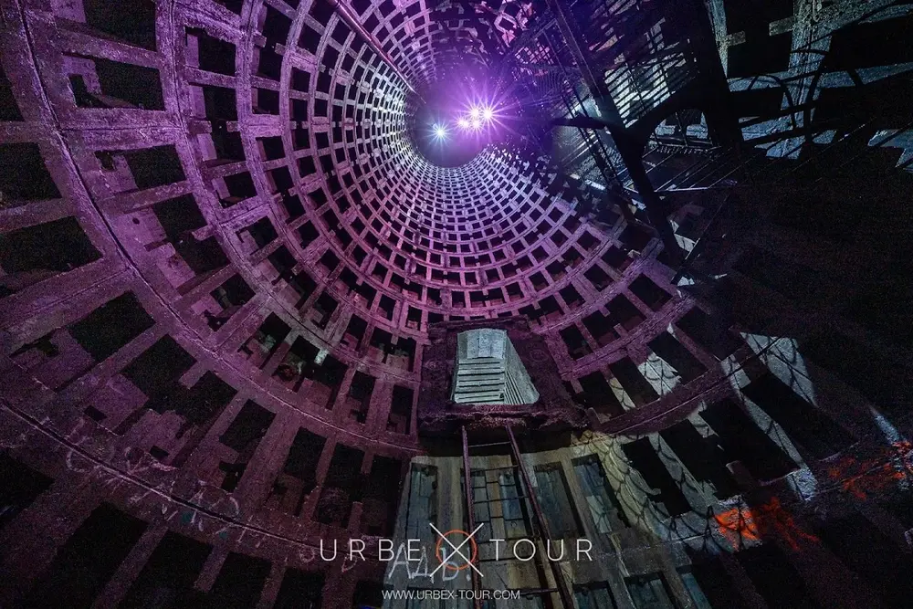 Kyiv Urbex Tour - екскурсії в підземний Київ