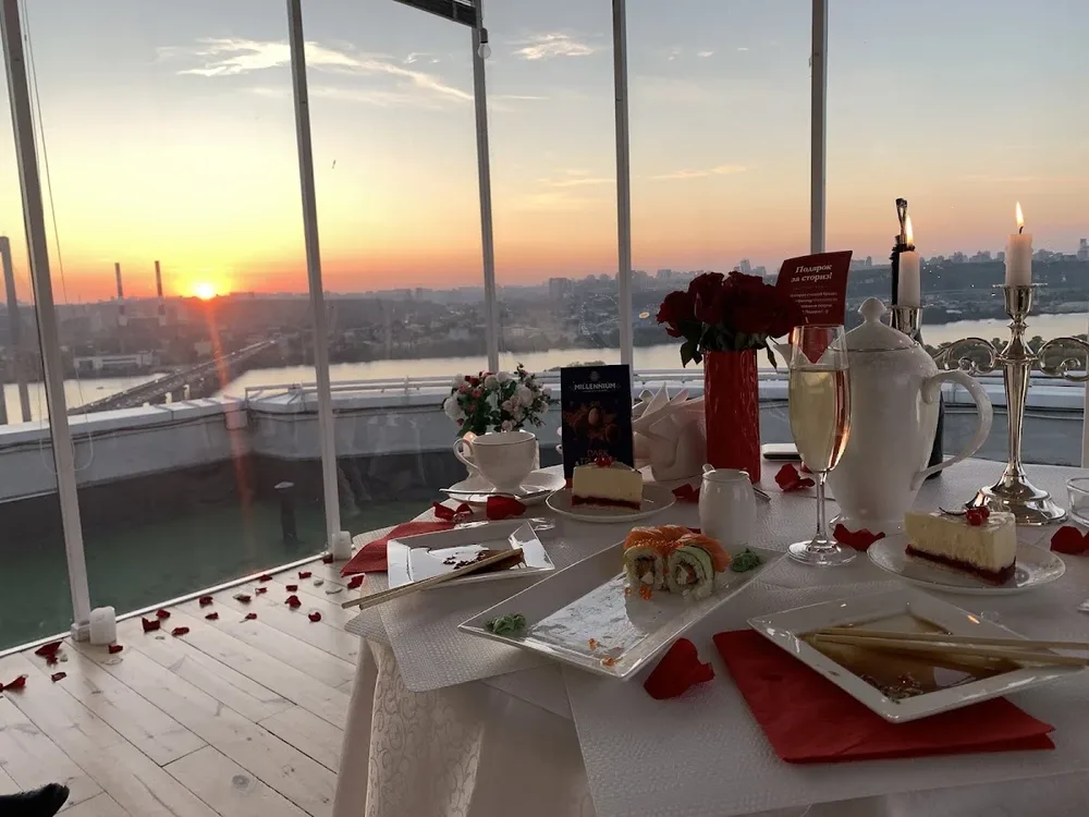 ROMANTIC.UA - Організація Пропозиції руки та серця, Романтичних побачень, Wow-Сюрпризів, Освідчення